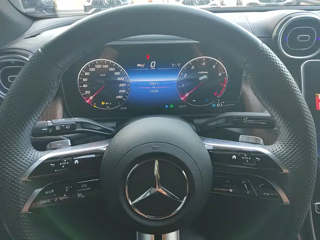 Mercedes-Benz GLC 2023 из CN, фото 10