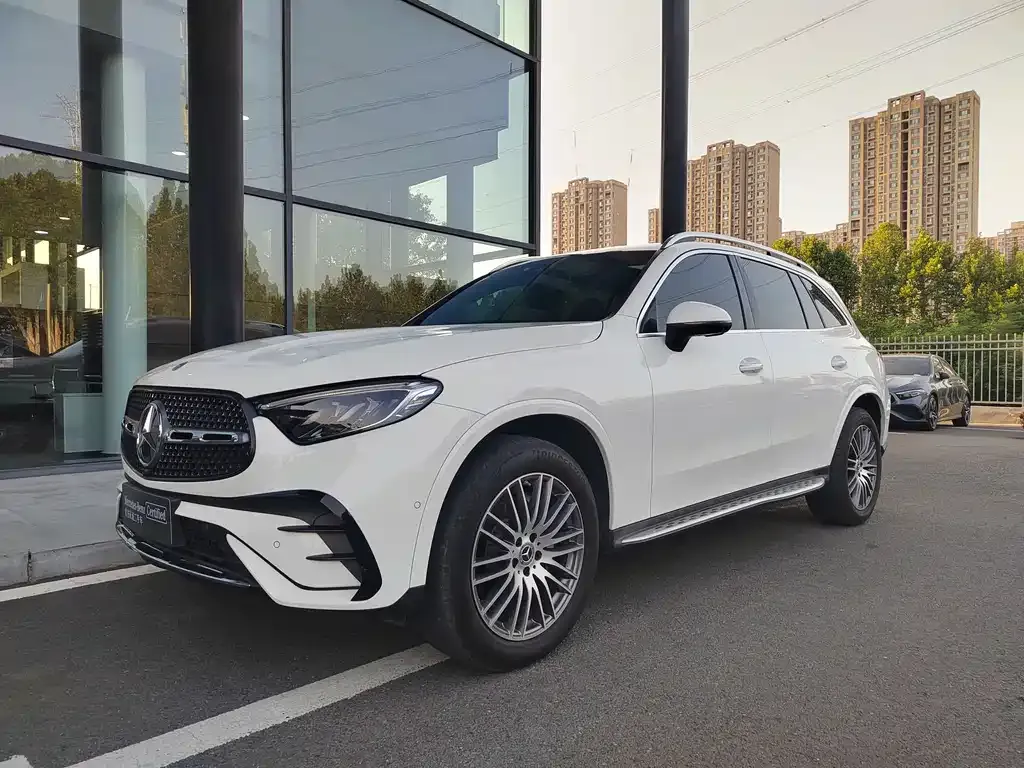 Mercedes-Benz GLC 2023 из CN, фото 2
