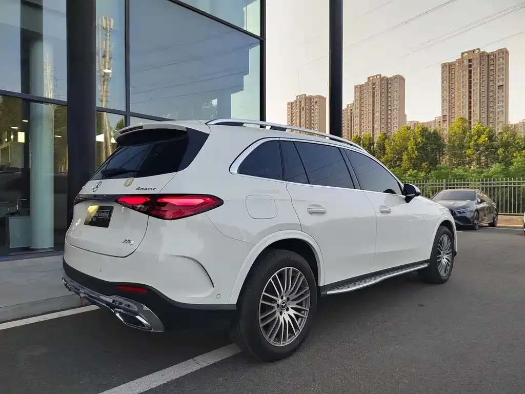 Mercedes-Benz GLC 2023 из CN, фото 4