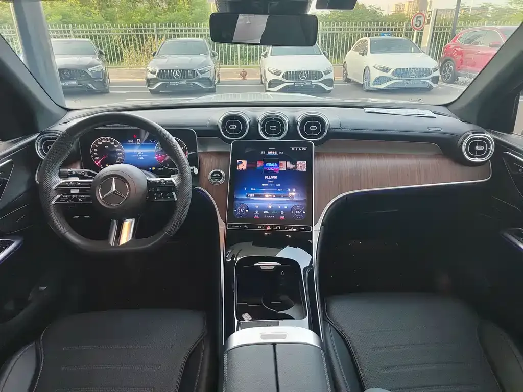 Mercedes-Benz GLC 2023 из CN, фото 9