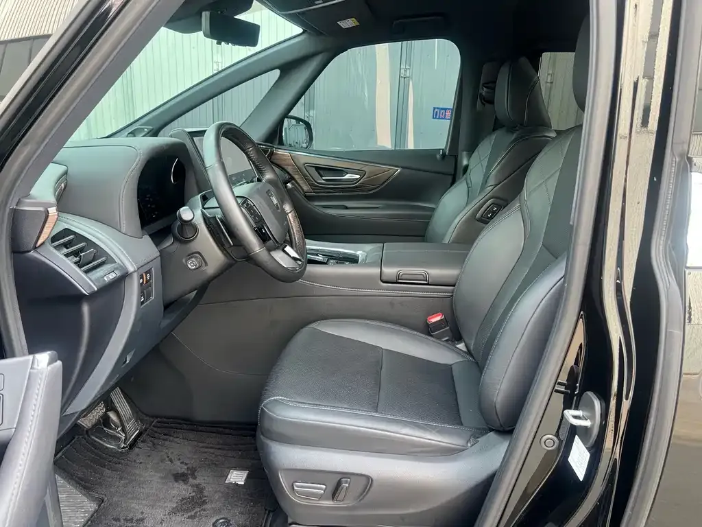 Toyota Vellfire 2024 из CN, фото 3