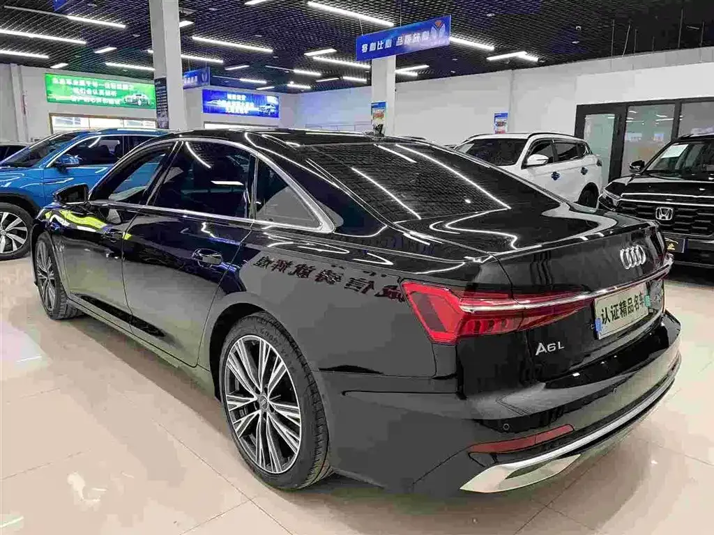 Audi A6L 2024 из CN, фото 6