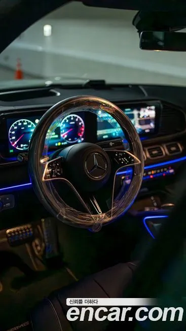Mercedes-Benz GLS-Class — фото 8
