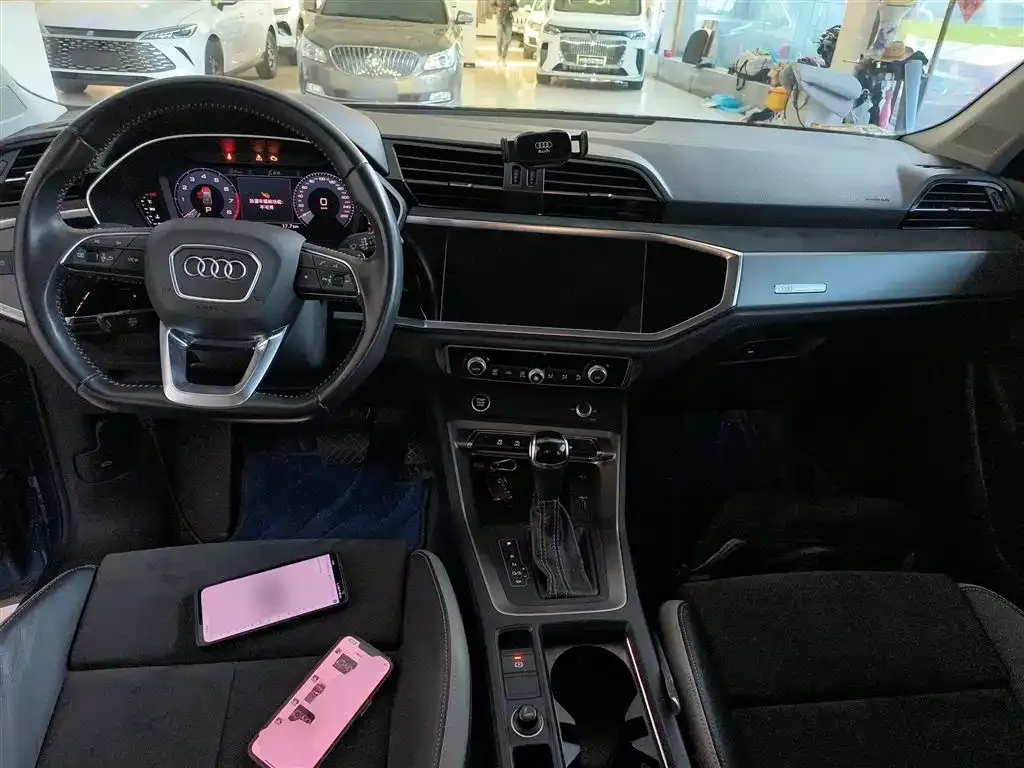 Audi Q3 2021 из CN, фото 10
