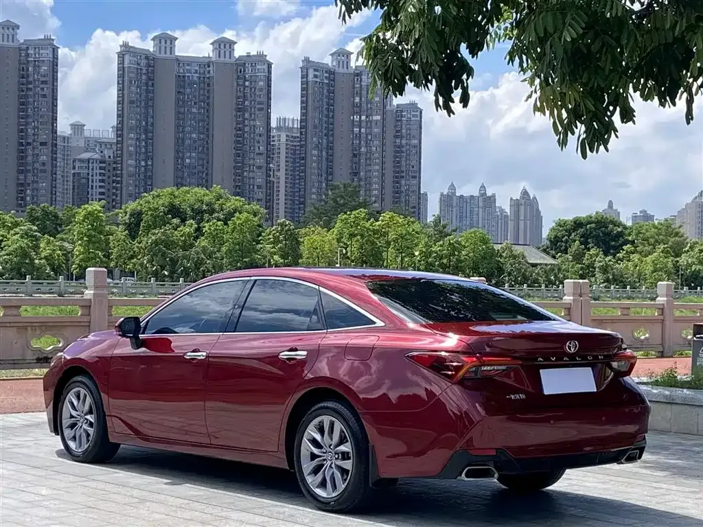 Toyota Avalon 2022 из CN, фото 9