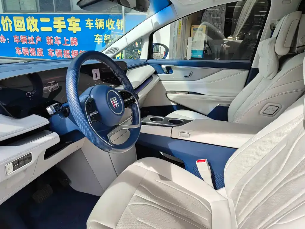 Buick GL8 Hybrid 2024 из CN, фото 7