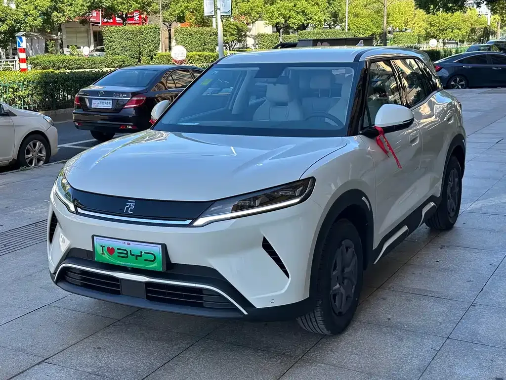 BYD Yuan UP