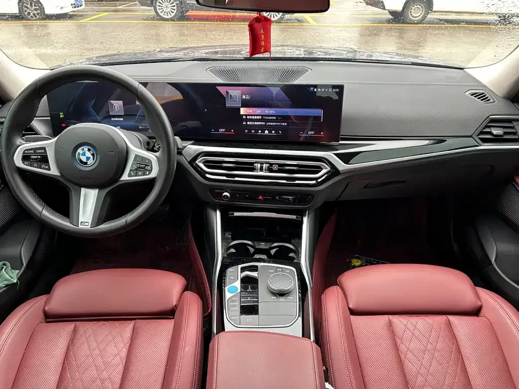 BMW i3 2024 из CN, фото 5