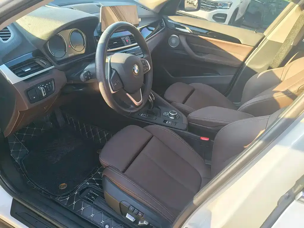BMW X1 2022 из CN, фото 4