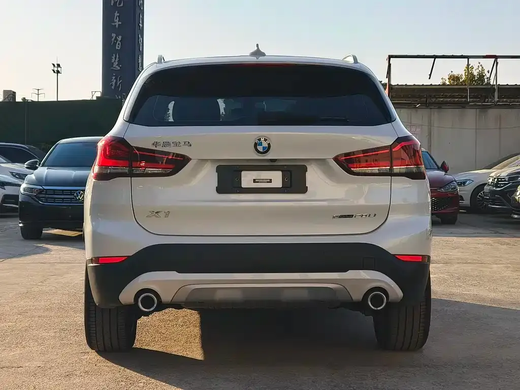 BMW X1 2022 из CN, фото 8
