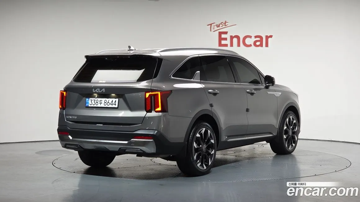 Kia Sorento — фото 2