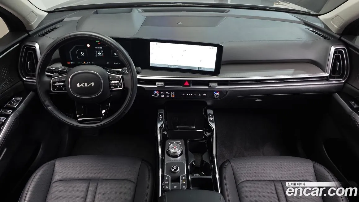 Kia Sorento — фото 7