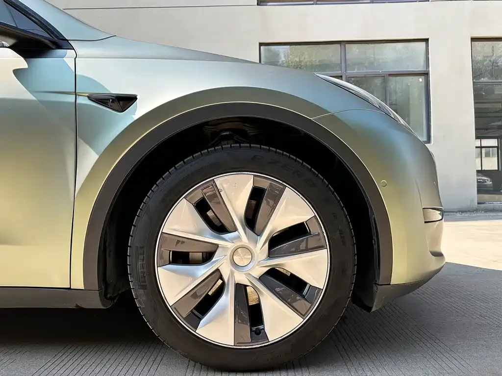 Tesla Model Y 2023 из CN, фото 10
