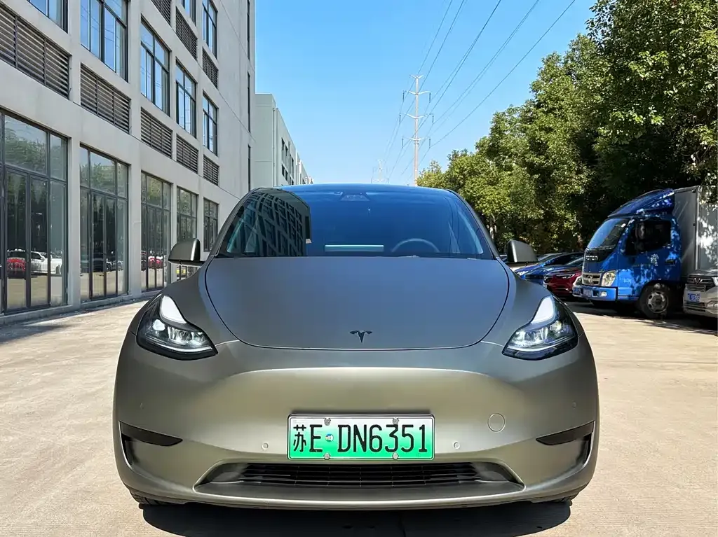 Tesla Model Y 2023 из CN, фото 2