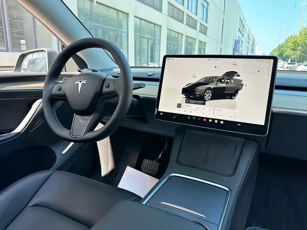 Tesla Model Y 2023 из CN, фото 7