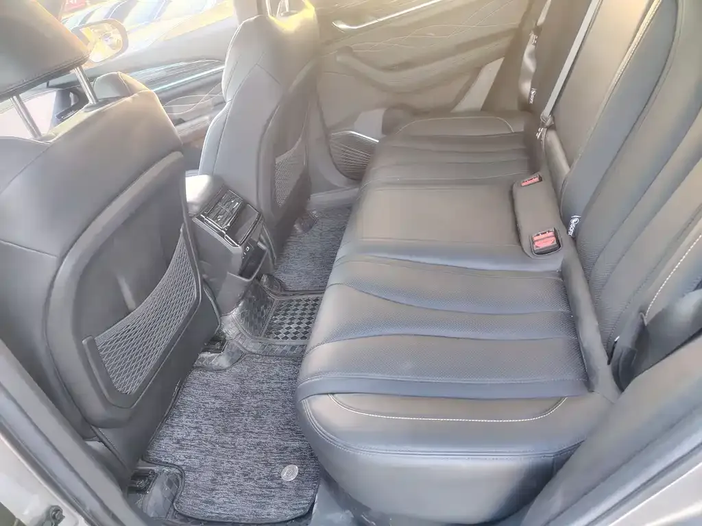 Geely Xingyue L 2025 из CN, фото 8