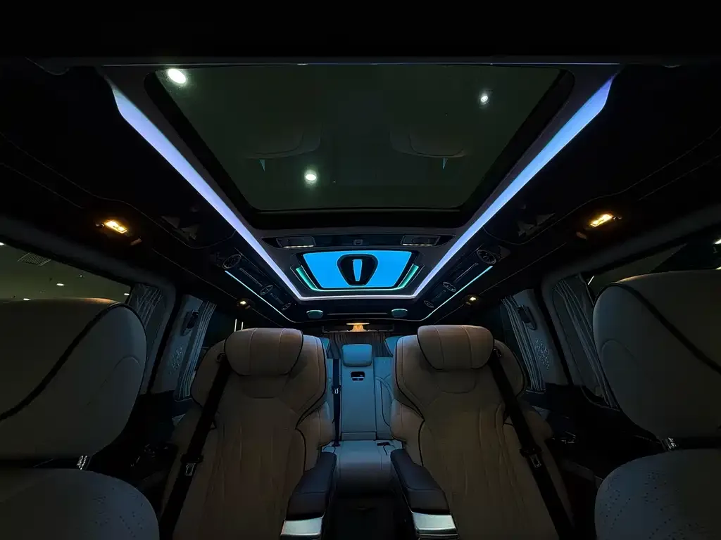 Mercedes-Benz Vito 2023 из CN, фото 7