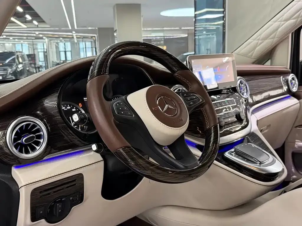 Mercedes-Benz Vito 2023 из CN, фото 9