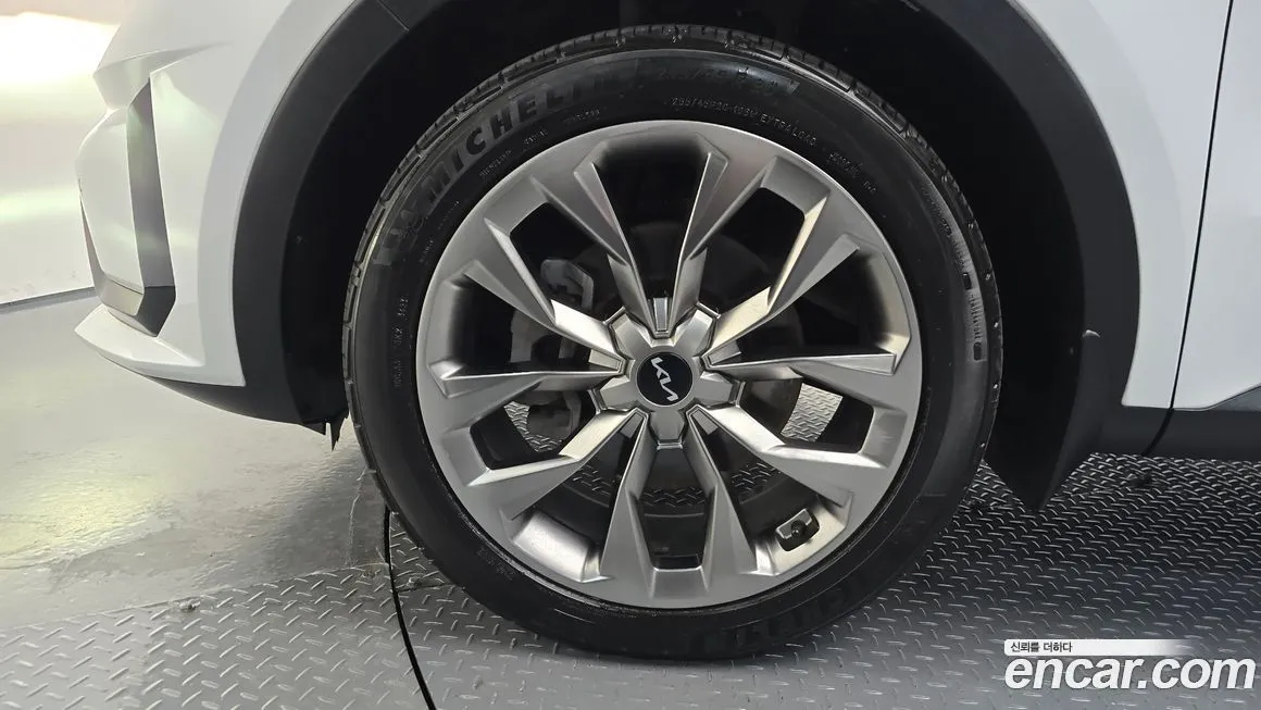 Kia Sorento — фото 5
