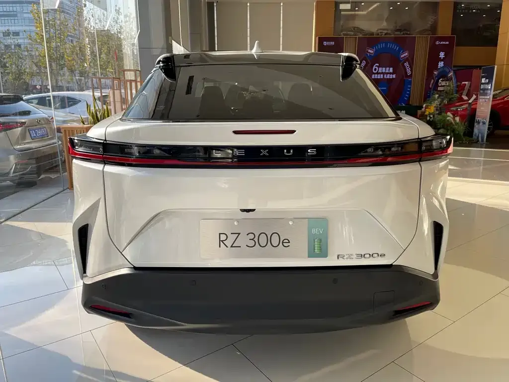 Lexus RZ 2023 из CN, фото 3