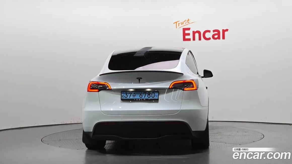 Tesla Model Y 2021 из KR, фото 4