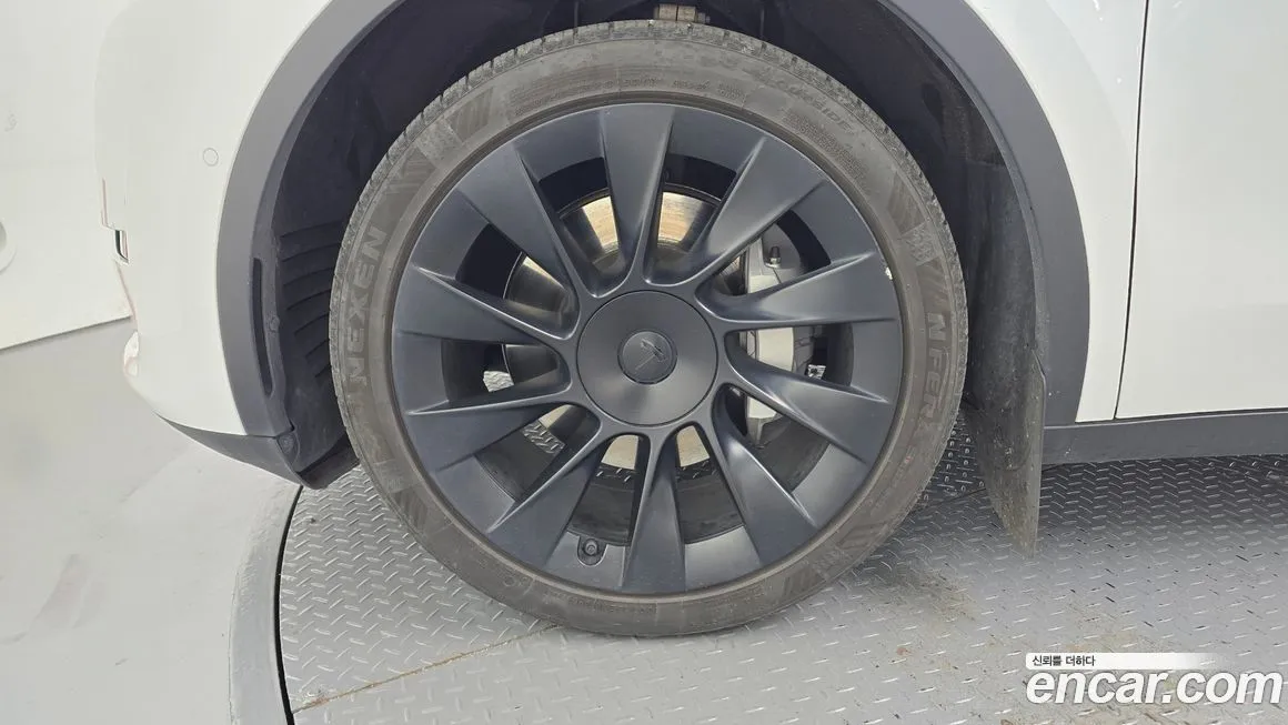 Tesla Model Y 2021 из KR, фото 5