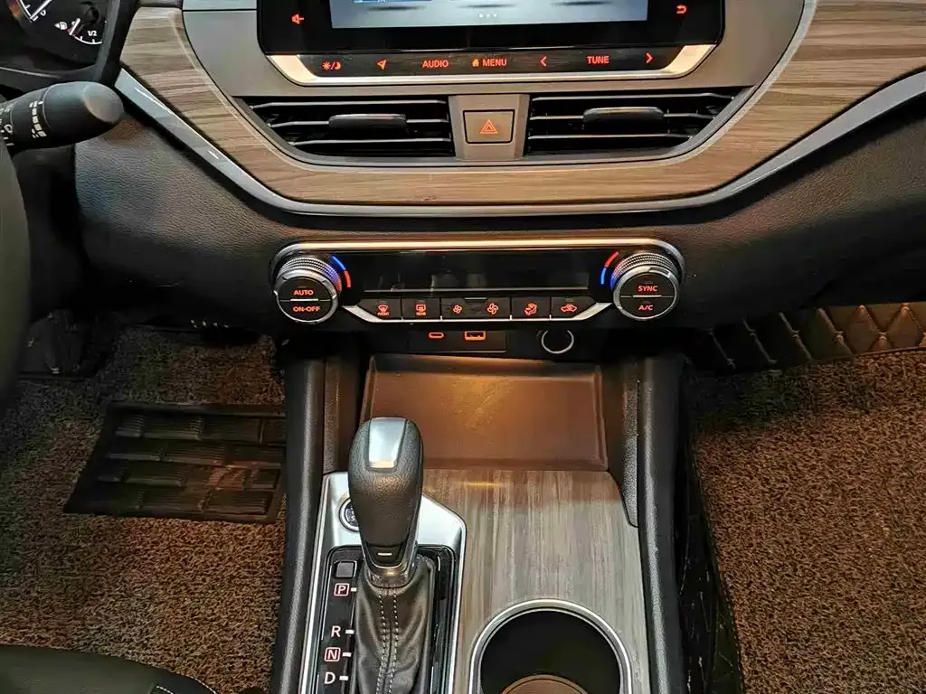 Nissan Teana 2021 из CN, фото 10