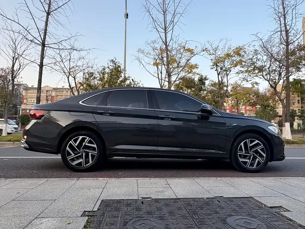 Volkswagen Sagitar 2022 из CN, фото 8