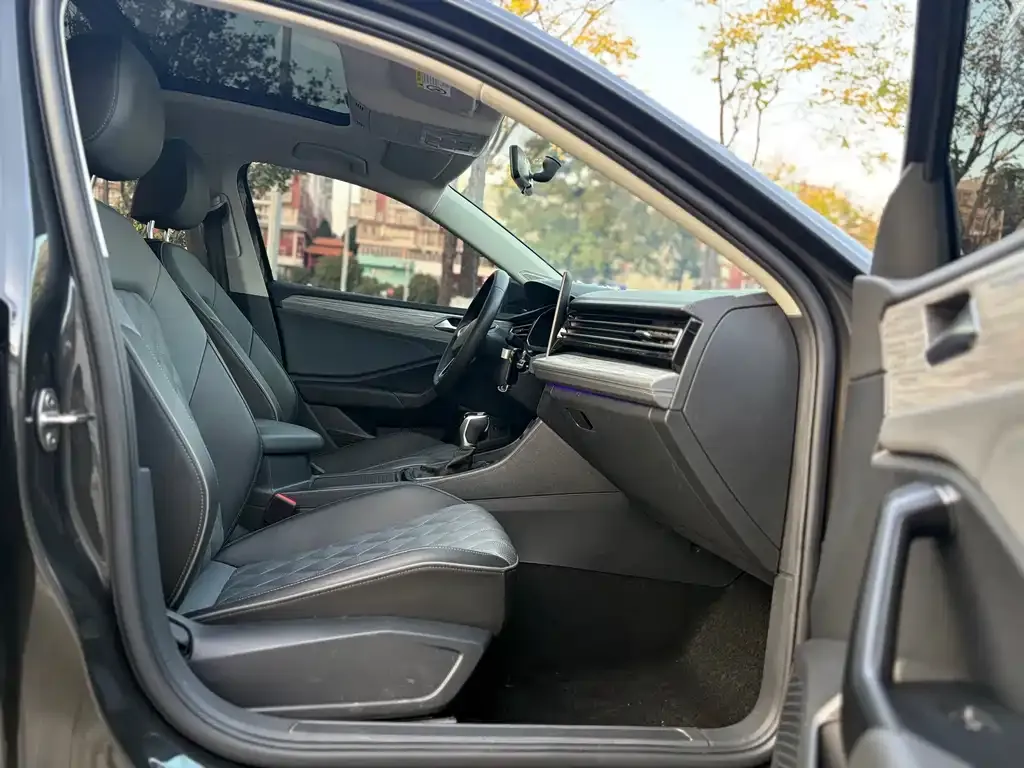 Volkswagen Sagitar 2022 из CN, фото 9