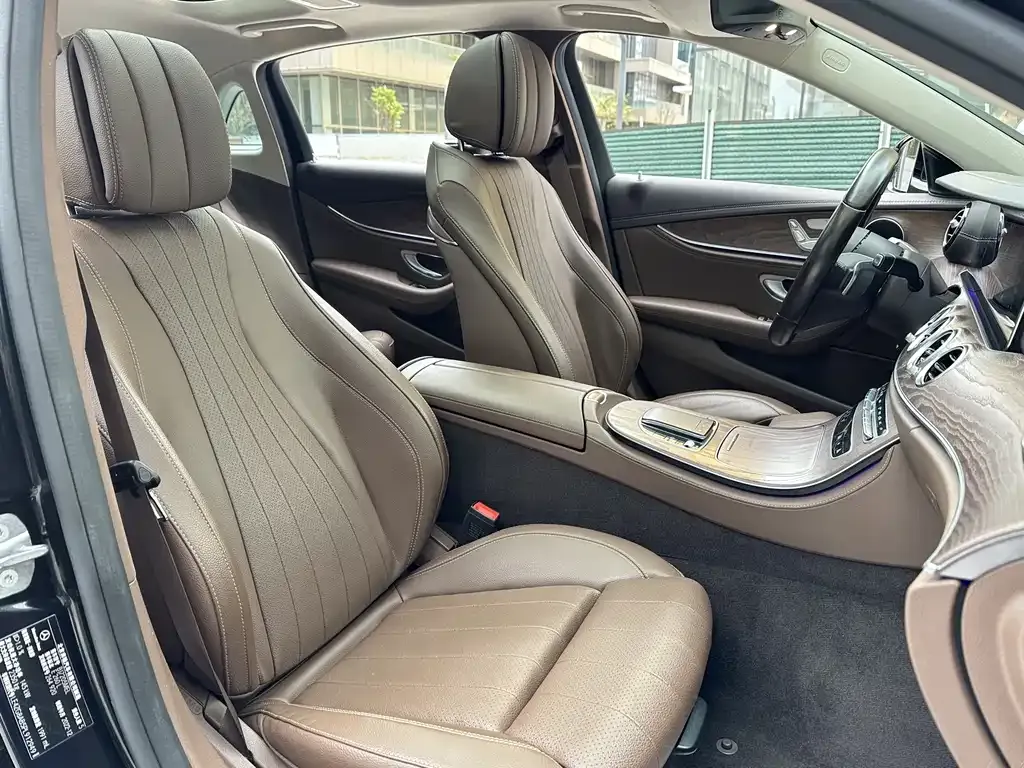 Mercedes-Benz E-Class 2023 из CN, фото 10