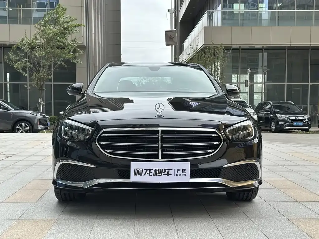 Mercedes-Benz E-Class 2023 из CN, фото 2