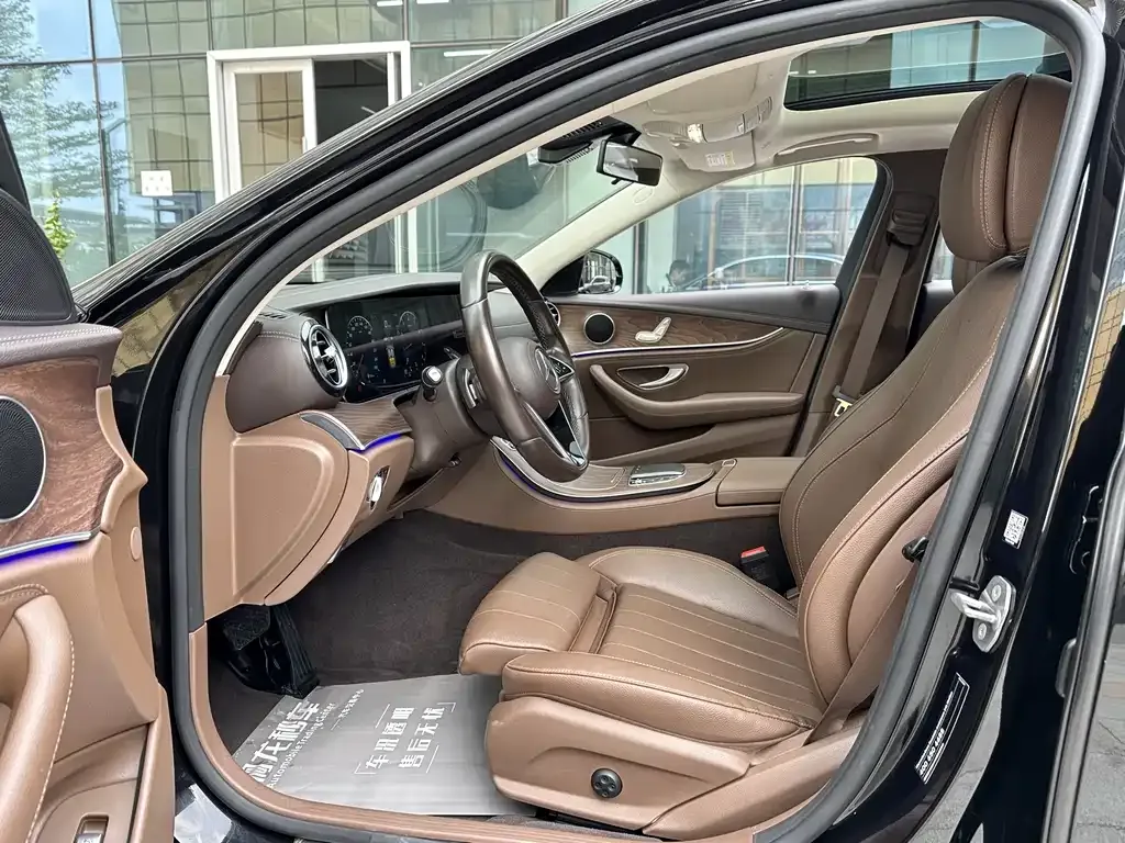 Mercedes-Benz E-Class 2023 из CN, фото 7