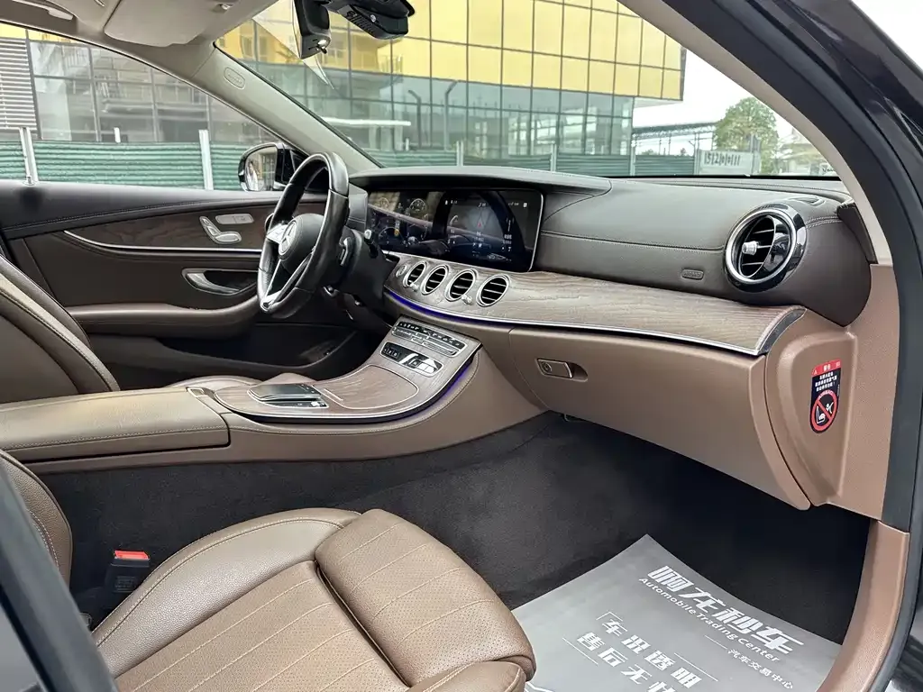 Mercedes-Benz E-Class 2023 из CN, фото 9