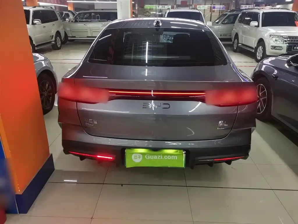 BYD Qin L — фото 6