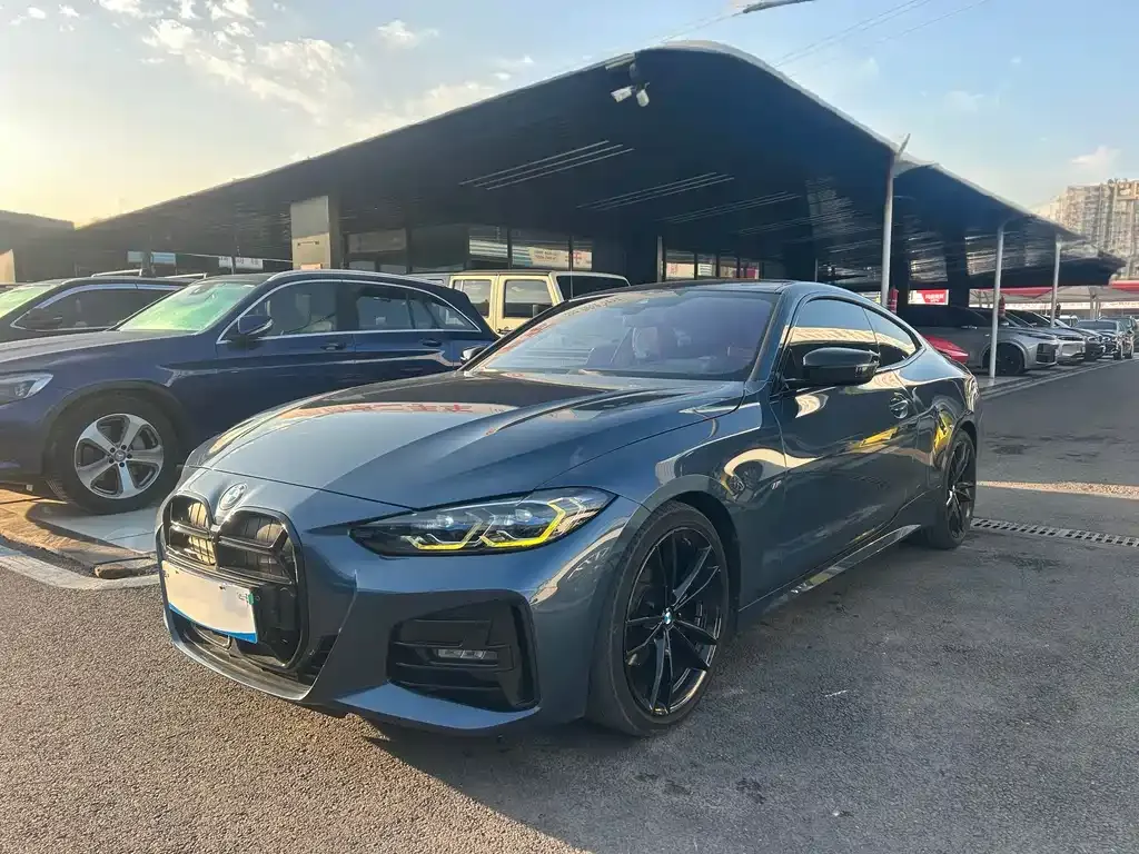 BMW 4 Series 2022 из CN, фото 1