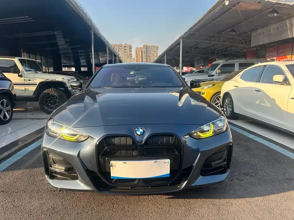 BMW 4 Series 2022 из CN, фото 2