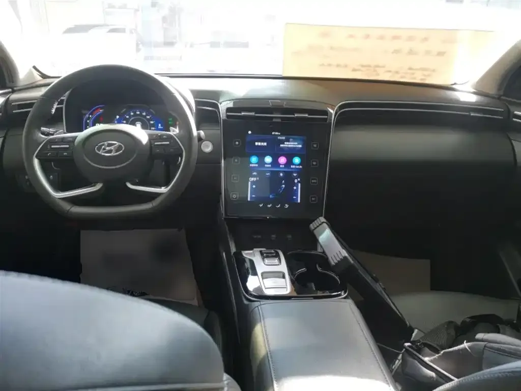 Hyundai Tucson 2023 из CN, фото 10