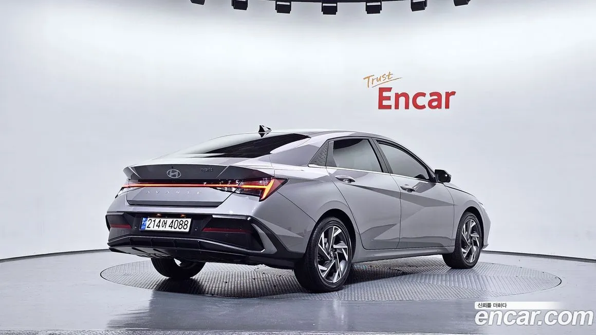 Hyundai AVANTE 2024 из KR, фото 2