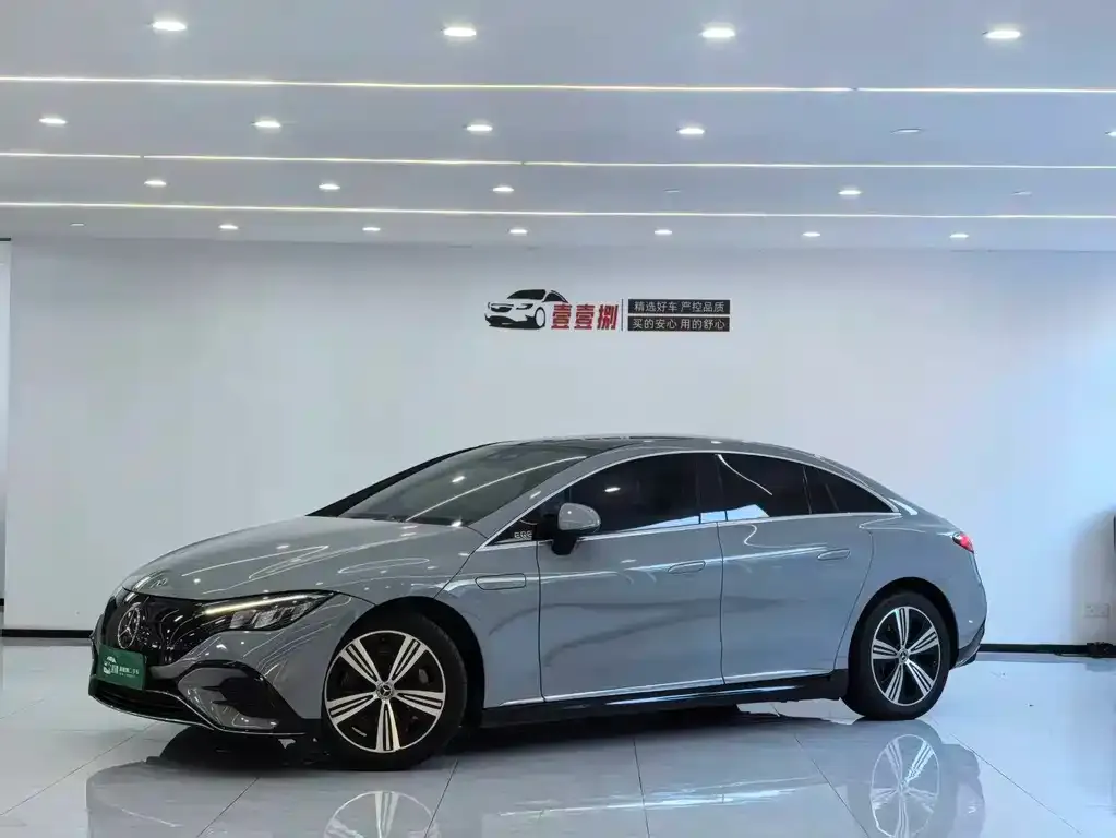 Mercedes-Benz EQE 2023 из CN, фото 1