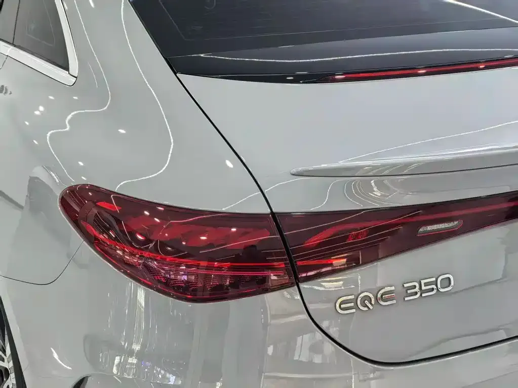 Mercedes-Benz EQE 2023 из CN, фото 8