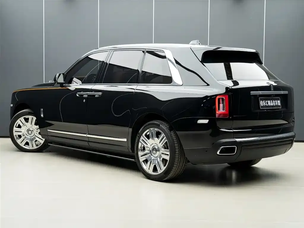 Rolls-Royce Cullinan 2024 из CN, фото 4