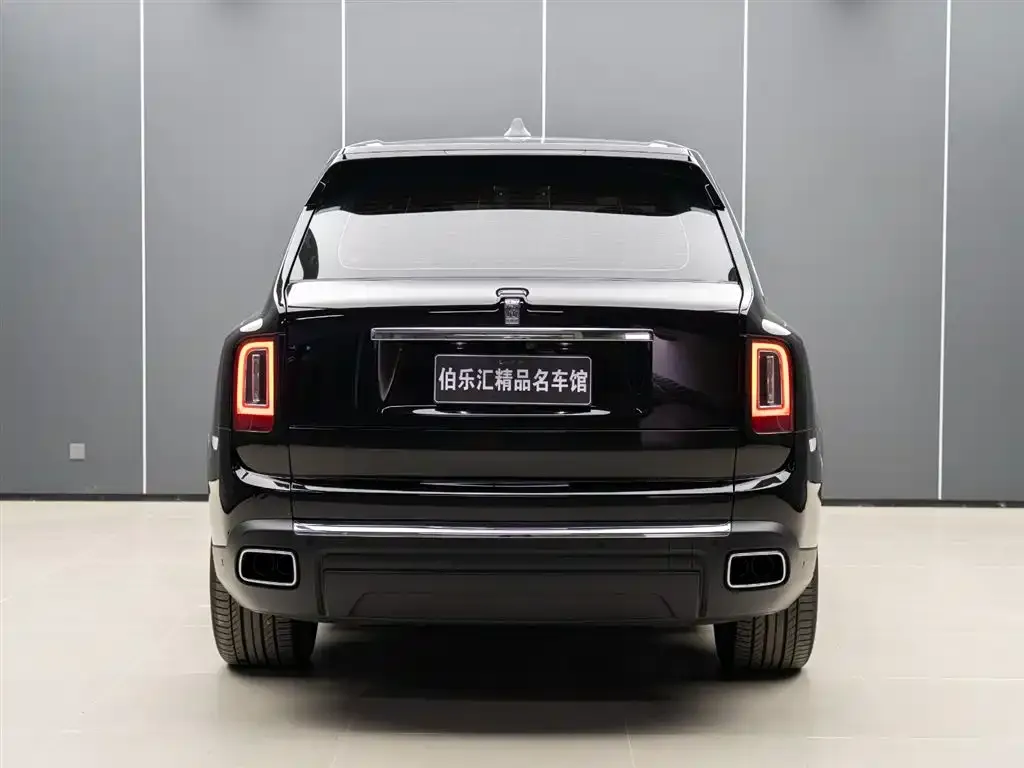 Rolls-Royce Cullinan 2024 из CN, фото 6