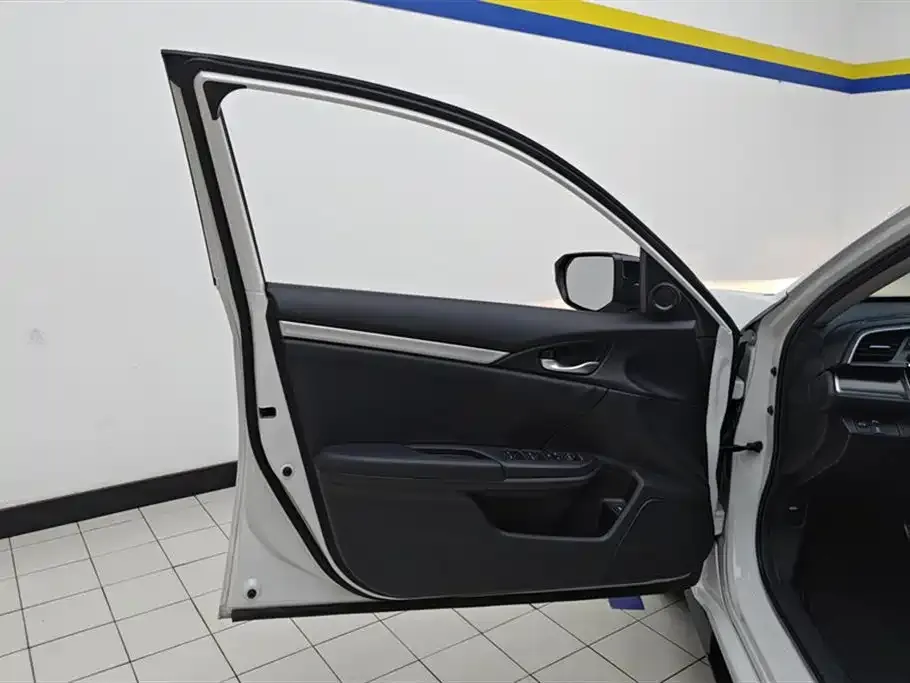 Honda Civic 2021 из CN, фото 7