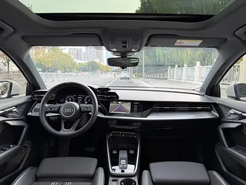Audi A3 2023 из CN, фото 8
