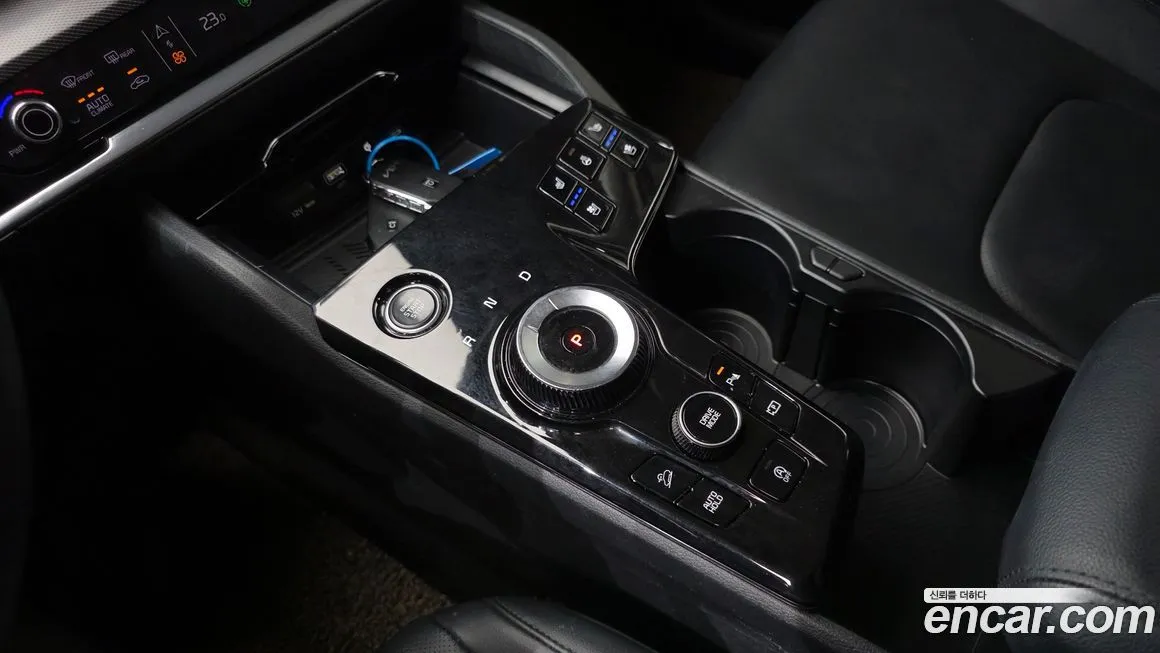 Kia Sportage — фото 9