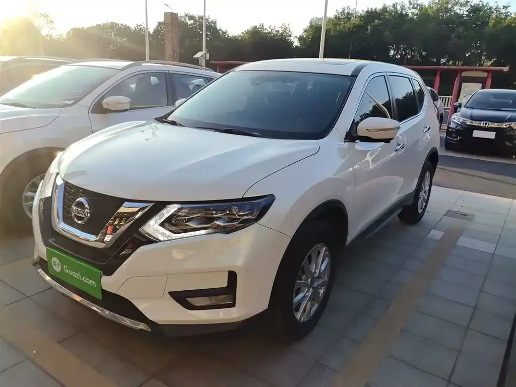 Nissan X-Trail 2023 из CN, фото 2