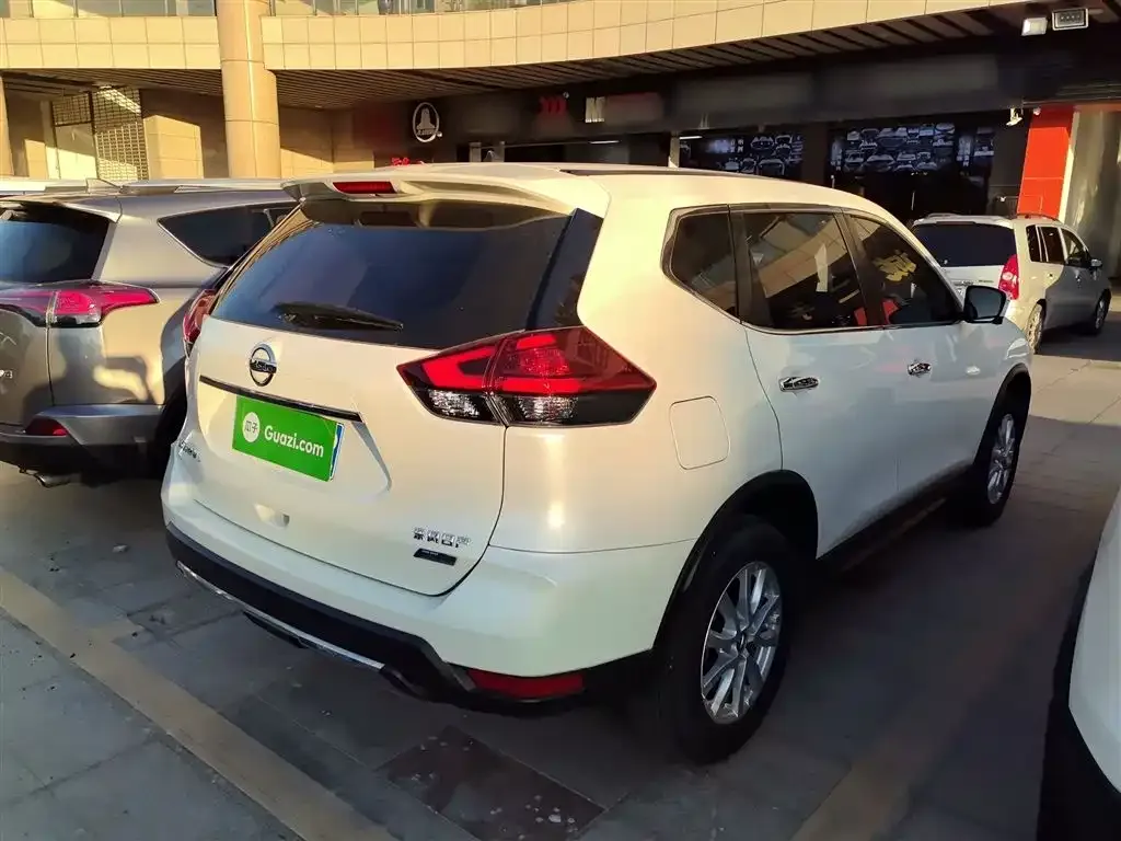 Nissan X-Trail 2023 из CN, фото 7