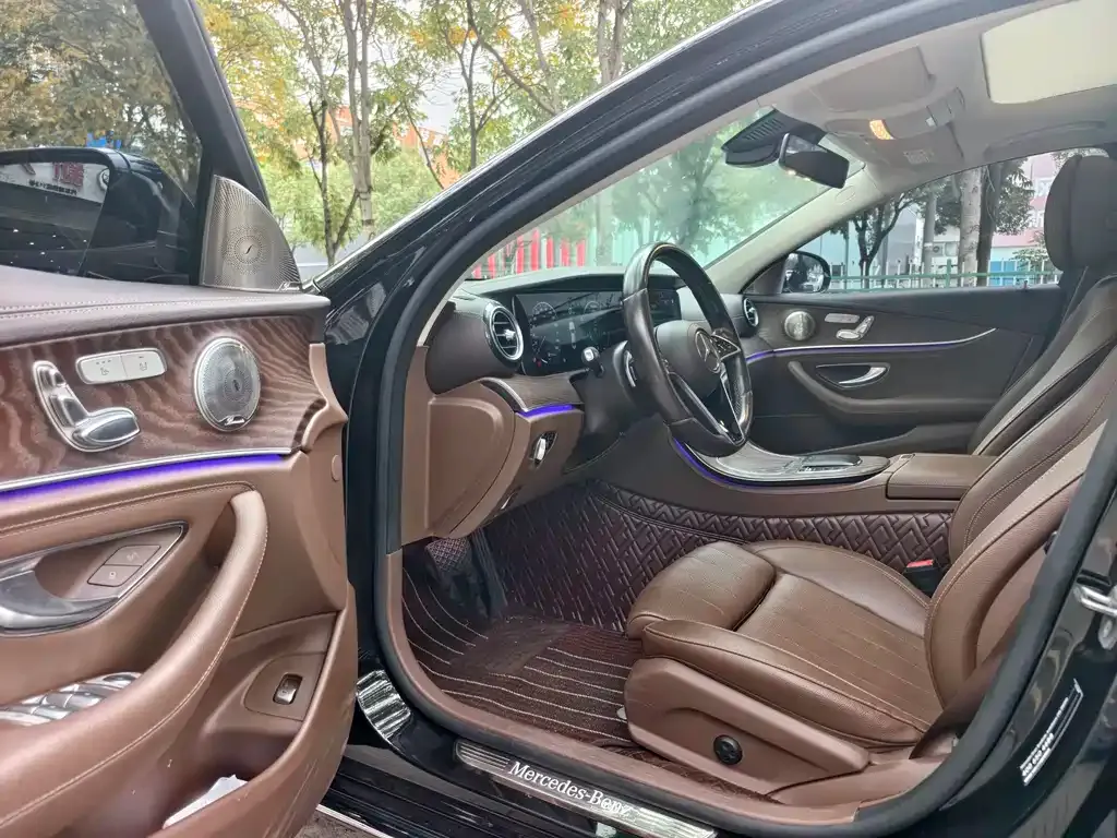 Mercedes-Benz E-Class 2022 из CN, фото 4