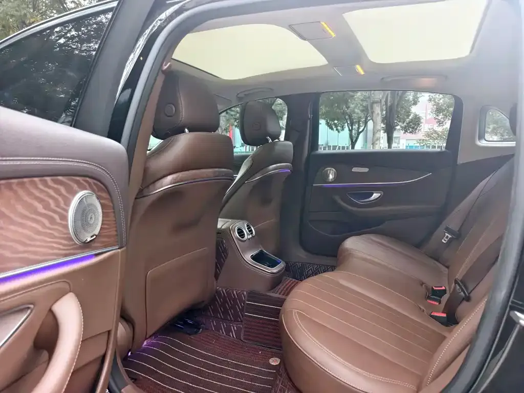 Mercedes-Benz E-Class 2022 из CN, фото 6