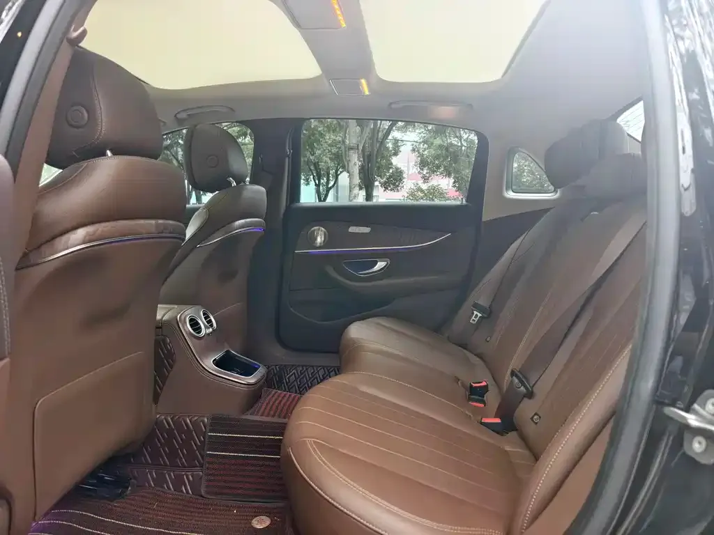 Mercedes-Benz E-Class 2022 из CN, фото 7